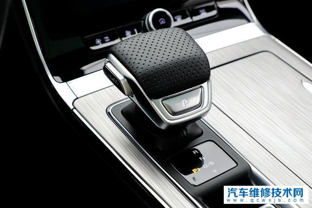 荣威RX5PLUS7速双离合百公里油耗仅6.8L